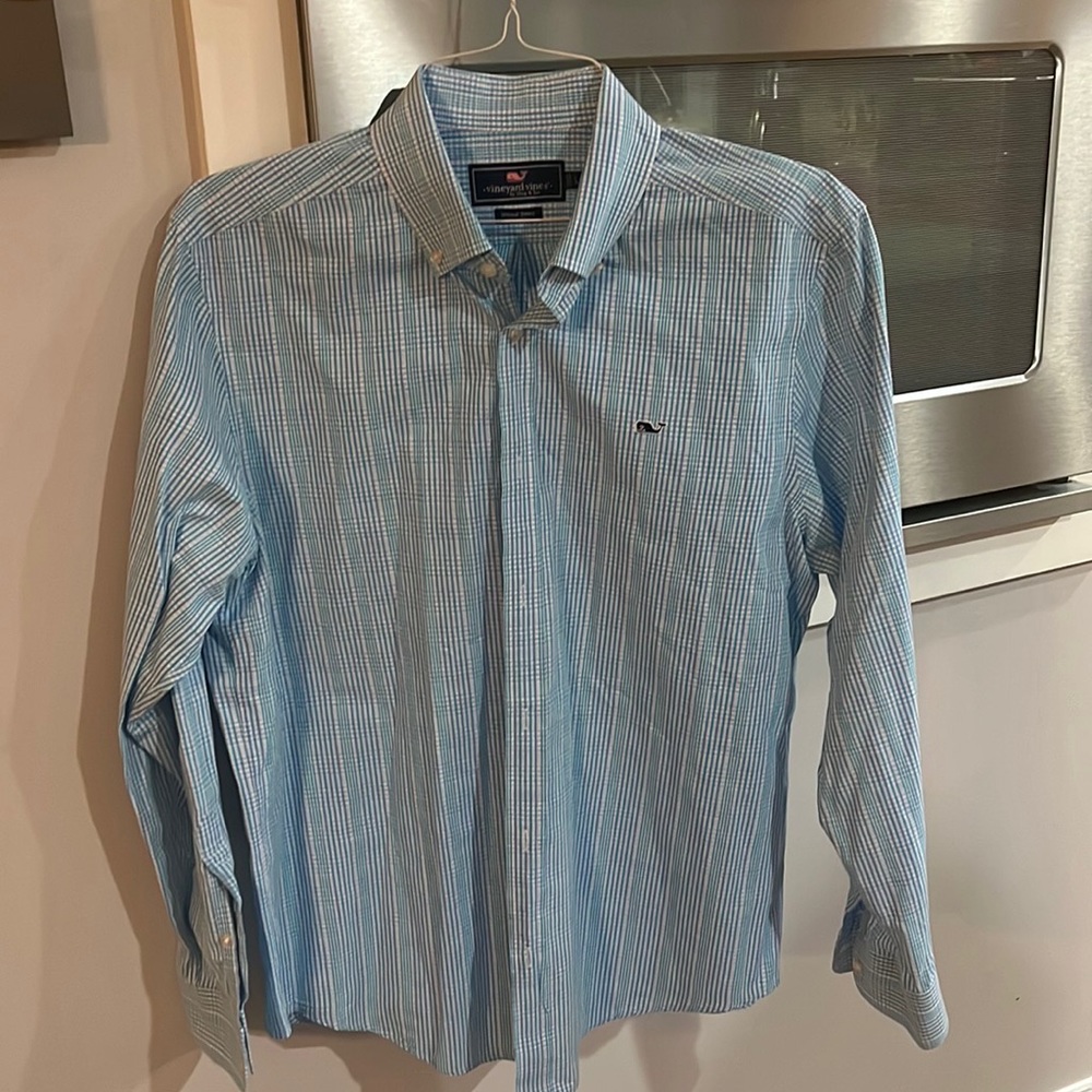 Vineyard Vines Button Down - image 1